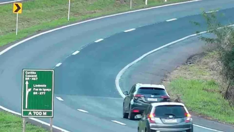 Fiscalização flagra 591 veículos acima da velocidade permitida no Oeste do Paraná