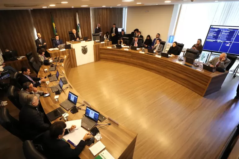 CCJ confirma parecer do Conselho de Ética pela perda de mandato do deputado Renato Freitas