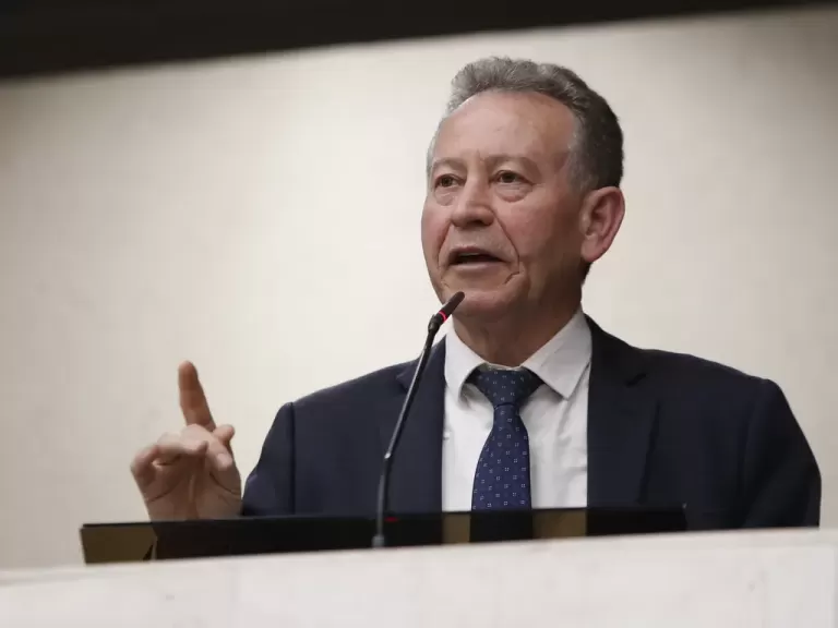 Deputado Professor Lemos alerta para risco de terceirização nos internatos dos colégios agrícolas do Paraná