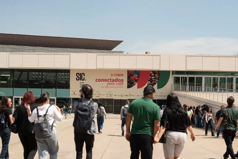 Com apoio do Sistema Faep, produtores de café podem participar da Semana Internacional do Café